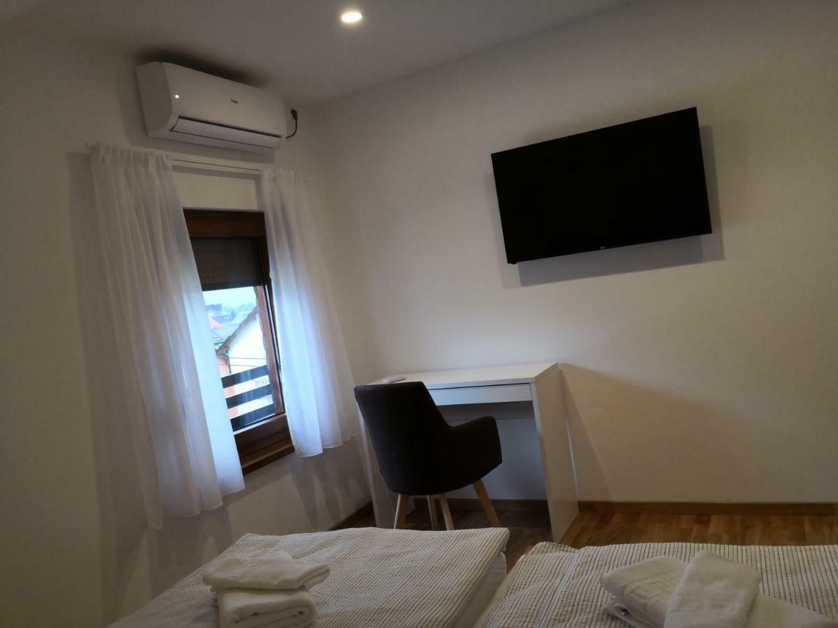 Accommodation Plitvice Korenica Εξωτερικό φωτογραφία